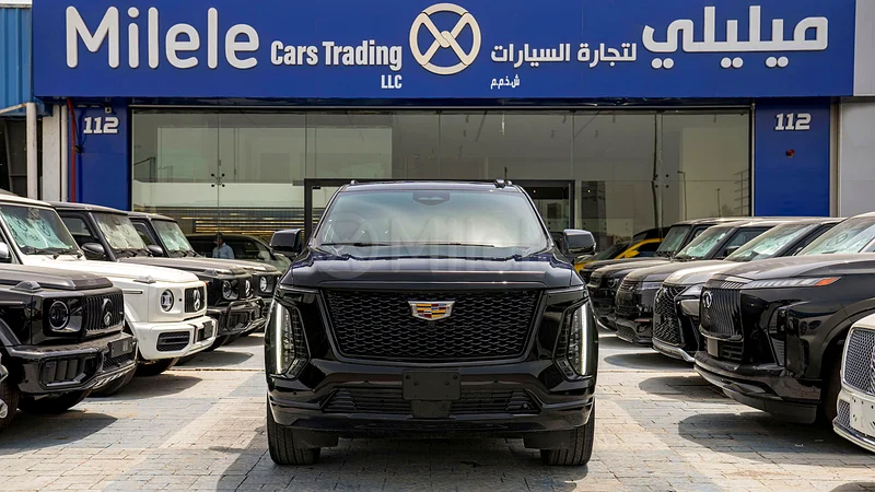 كاديلاك إسكاليد سبورتس بلاتينيوم 2025 6.2P أوتوماتيك دفع كلي - أسود: دفع كلي فاخر متقدم مع نظام أمان متطور63613736161665111