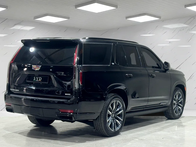 5,240AED / MONTH -- AGENCY WARRANTY/SERVICE -- CADILLAC SPORT 6.2 V863612058227331114