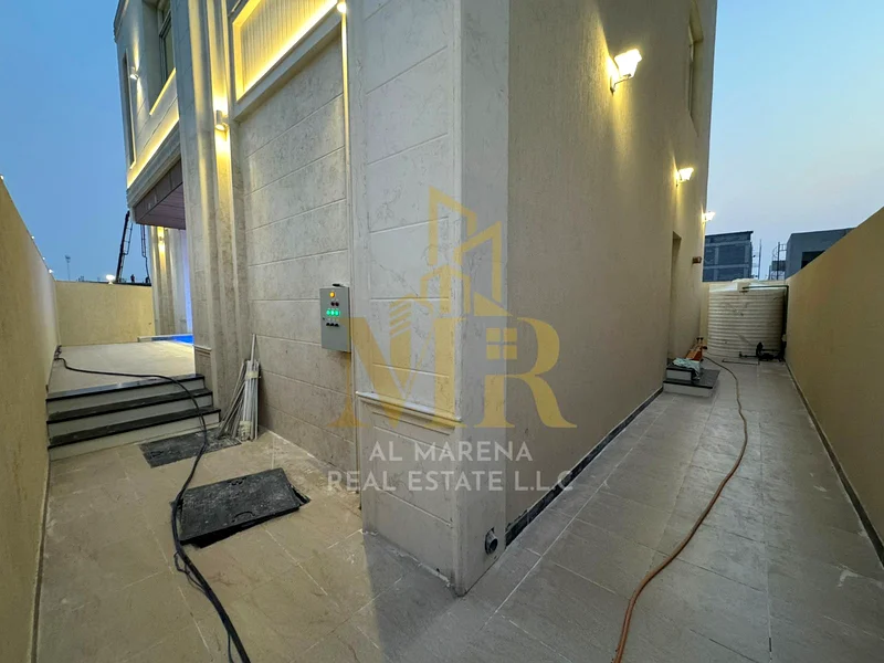 Corner villa with turnkey delivery at an all-inclusive price on the main street, ready for occupancy in the most prestigious areas of Ajman. Freehold63902964249091113