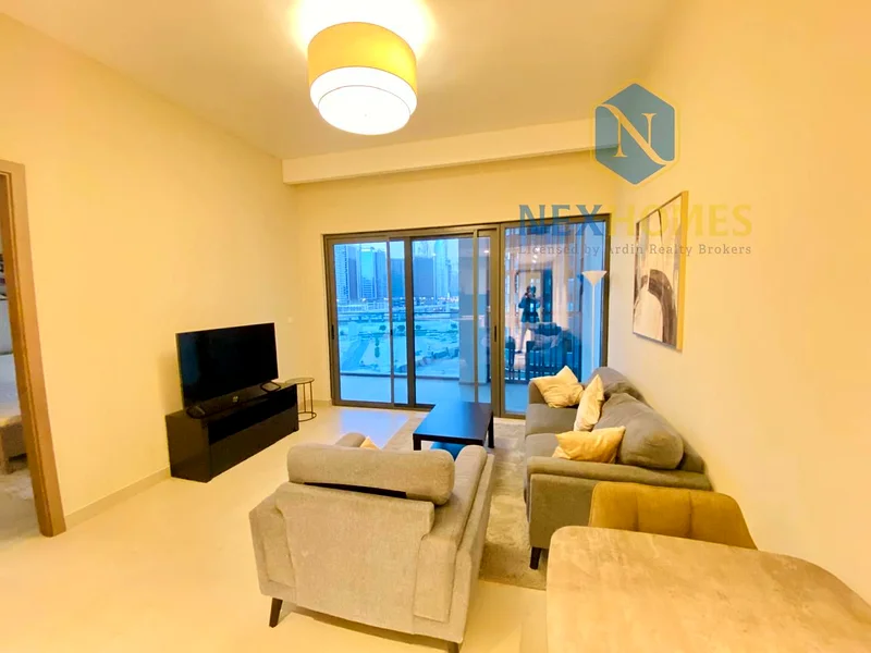Furnished | Community and Sol Bay View | Modern Unit63791791626113111
