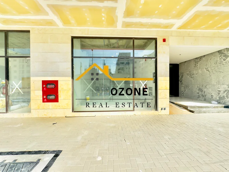 Shop Available for your good business _prime location _no deposit _12 cheques payment63622988143363113