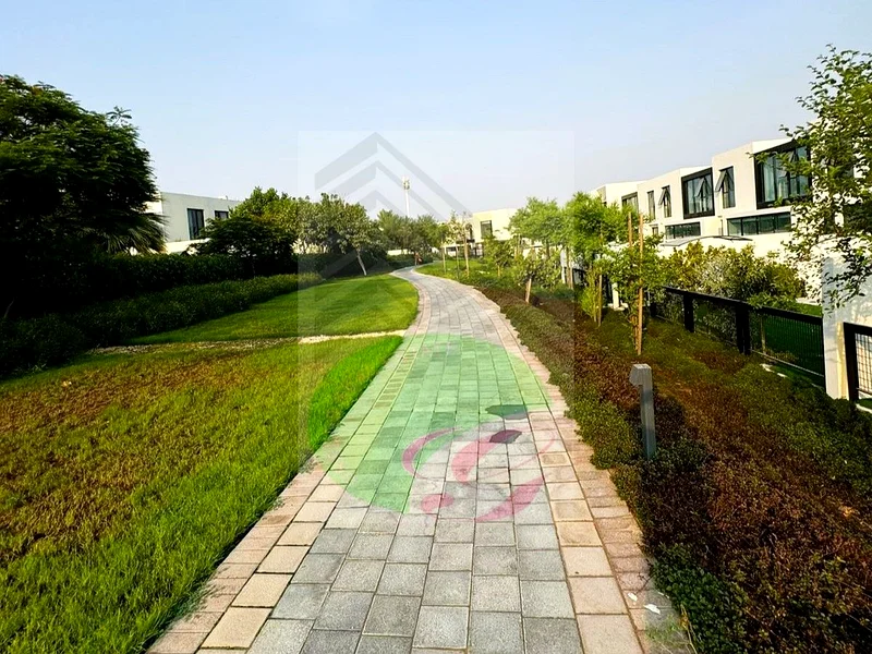 Golf Community | 60% Greenery | Freehold | Near Beach63879843123458113