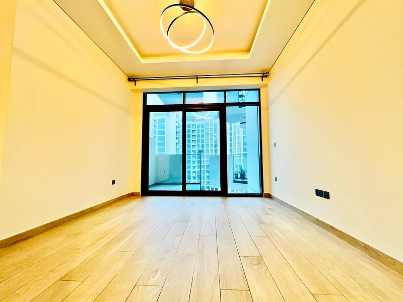 عرض ساخن // شقة ب studio واسعة بسعر 52 ألف إيجار مع أجهزة مطبخ63740299666433114
