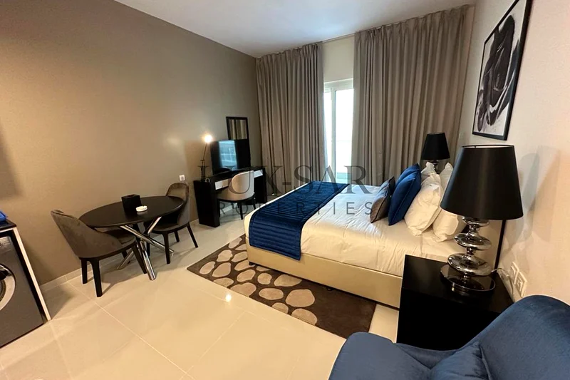 Modern | High Floor | Bright & Spacious63741525609091110