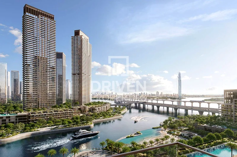 Close to Metro | Creek Tower View | High ROI64024729432705113