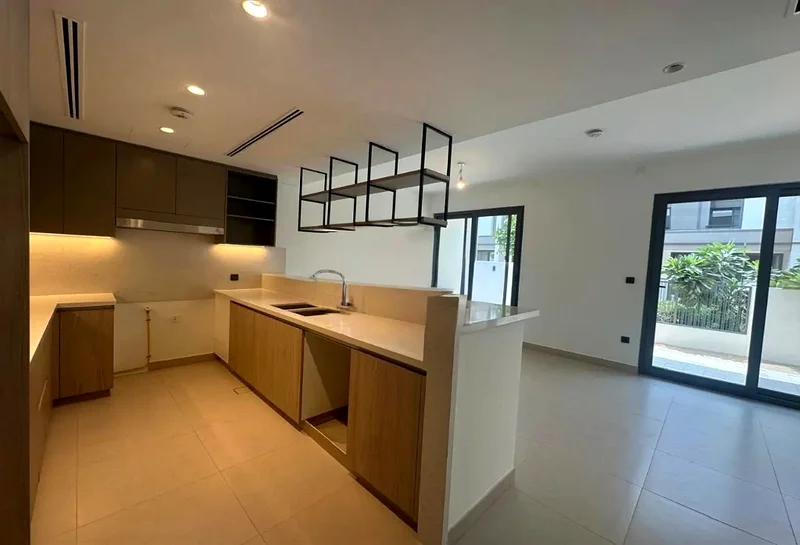 مجتمع سكني جديد بالكامل | قريب من الحديقة | جاهز الآن63930042930049110