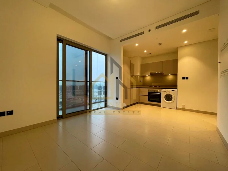 Corner Unit / High Floor / Spacious Layout64016556735875110