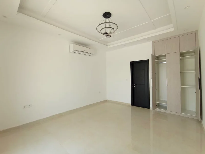 Villa for sale in Ajman, at Al Helio2, Villa is 3 floors, Majlis, hall, 5master room, big kitchen, Pantry, maid room And Roof.63902866082177114