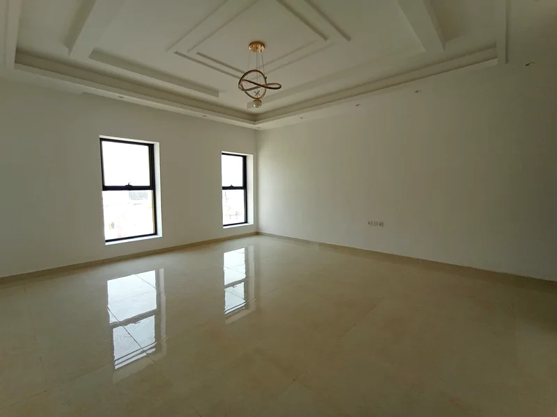 Villa for sale in Ajman, at Al Helio2, Villa is 3 floors, Majlis, hall, 5master room, big kitchen, Pantry, maid room And Roof.63902866082177111