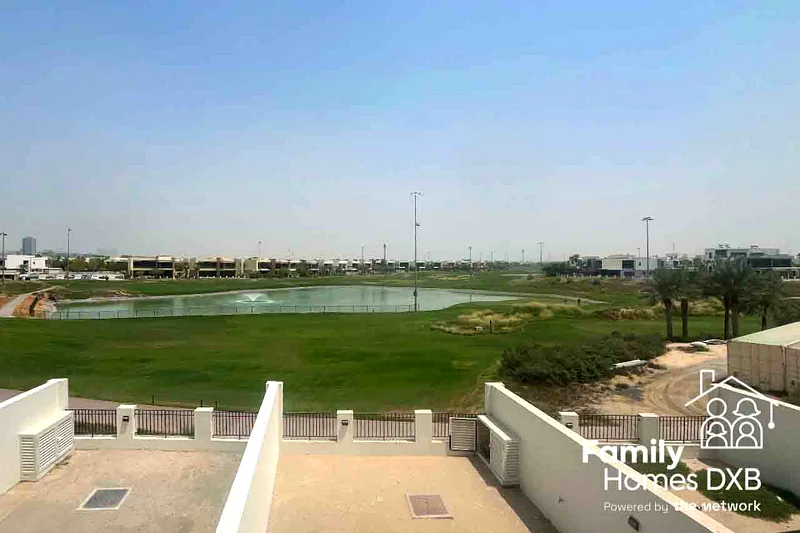 5 غرف نوم + غرفة خادمة | إطلالة على ملعب الجولف | جاهز للسكن اليوم63738481625858110