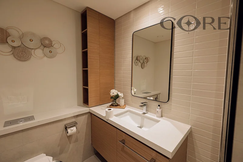 LUXURY UPGRADED | SEA VIEW | VACANT ON TRANSFER64026244488578114