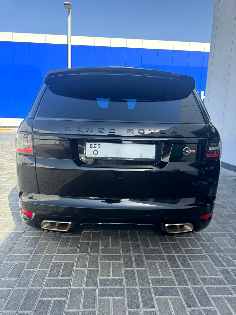 Land Rover • Range Rover Sport • SVR63612091548674112