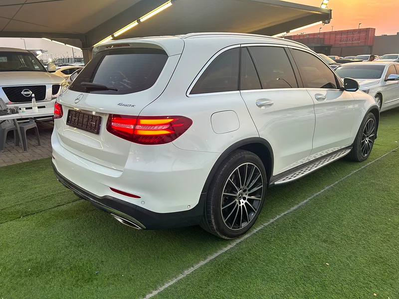 مرسيدس GLC250 خليجي بدون حوادث نظيفه جدا 201963613461997057112