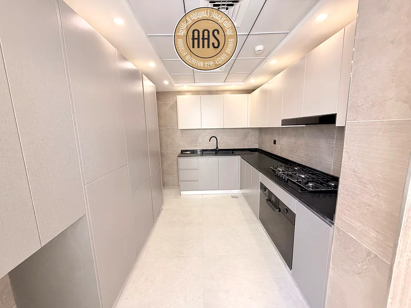 شقة جديدة بالكامل من 3 غرف نوم // بالقرب من محطة المترو // منطقة الفرجان // موقع متميز63763098376834114