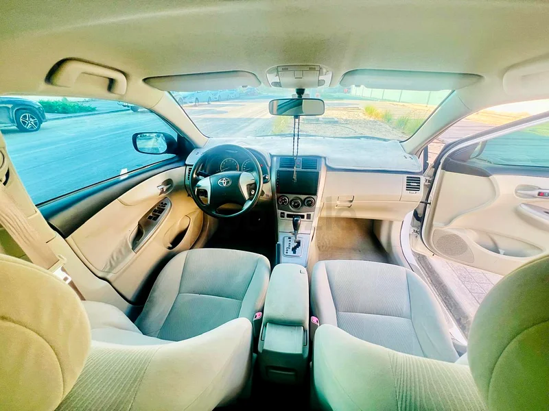 Well maintained Car with Neat and Clean #18,50063612451575939112