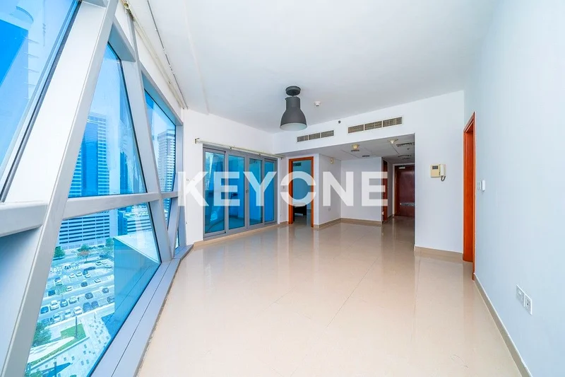 Furnished | Damac Park Tower | Community View63925405008513113