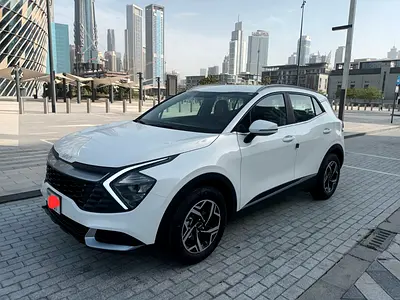 2025 - GCC- Under warranty - No accidents - like new - 2 keys