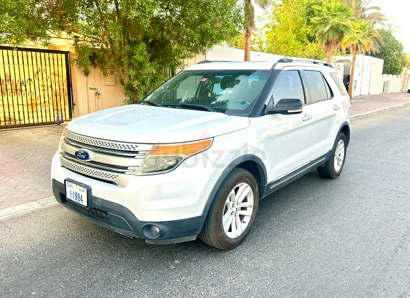 FORD EXPLORER XLT MODEL 2015 GCC SPEC IN EXCELLENT CONDITION63613737187331111