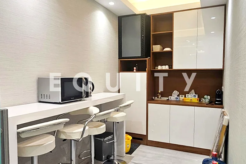 Fully Fitted | Vacant Now | 4 Parking Spaces63826957124737114