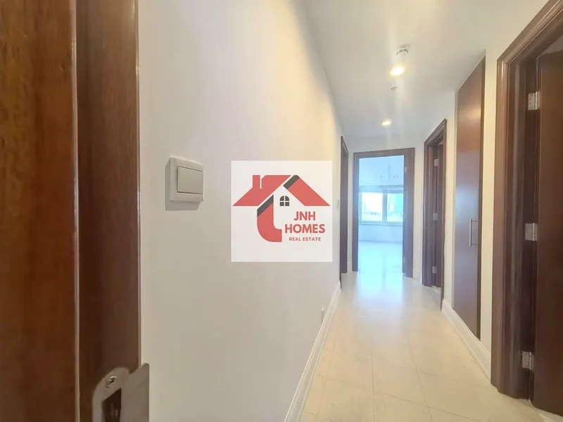 شقة من 3 غرف نوم، مشرقة وواسعة، بإطلالة على الماء63799342303746111