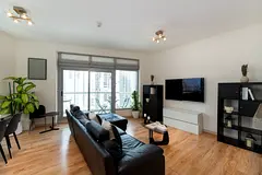 Stylish 1BR Dubai Marina w/ Pool and Gym