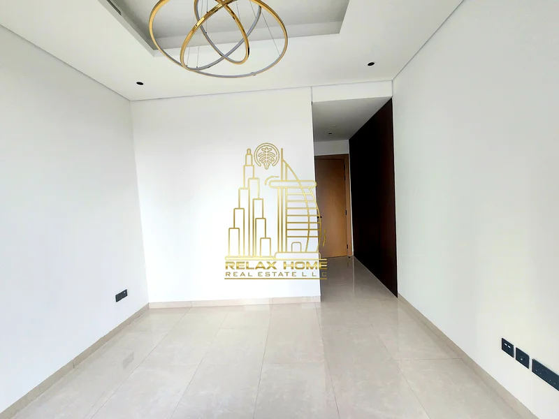 شقة جديدة بالكامل بمساحة 3 غرف نوم | تخطيط أنيق | شرفة كبيرة | منطقة ملابس63780692831490113