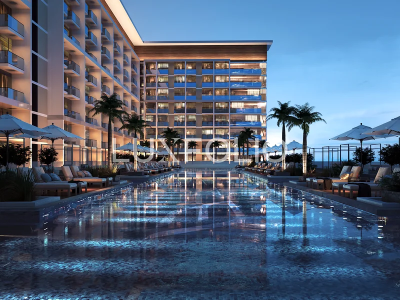 Handover soon | Multiple Options | Retail63825981530114113