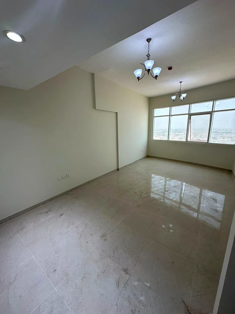 Strategic location in the heart of Ajman with easy access to Dubai and Sharjah, and close to all vital services such as schools, shopping malls, and r63871519888001110