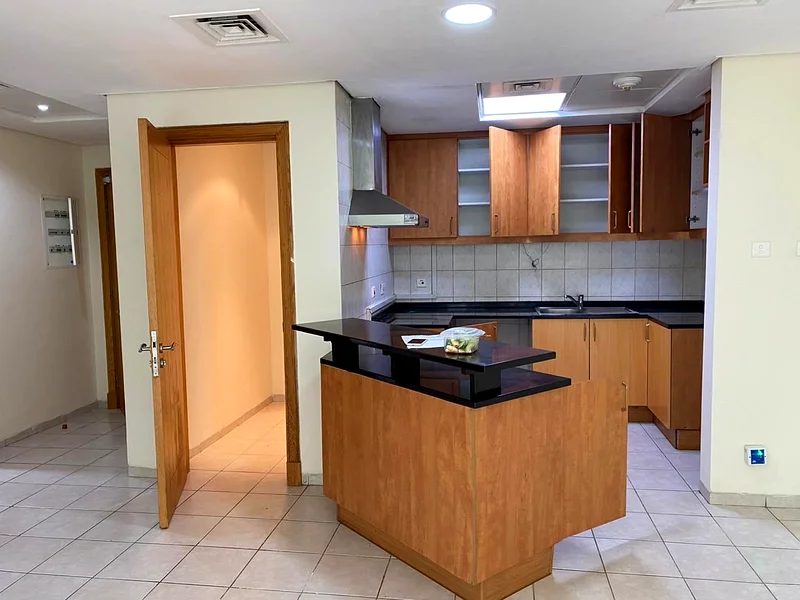 سرير واحد بجوار البافيليون من النوع U في موغول63729586709250111