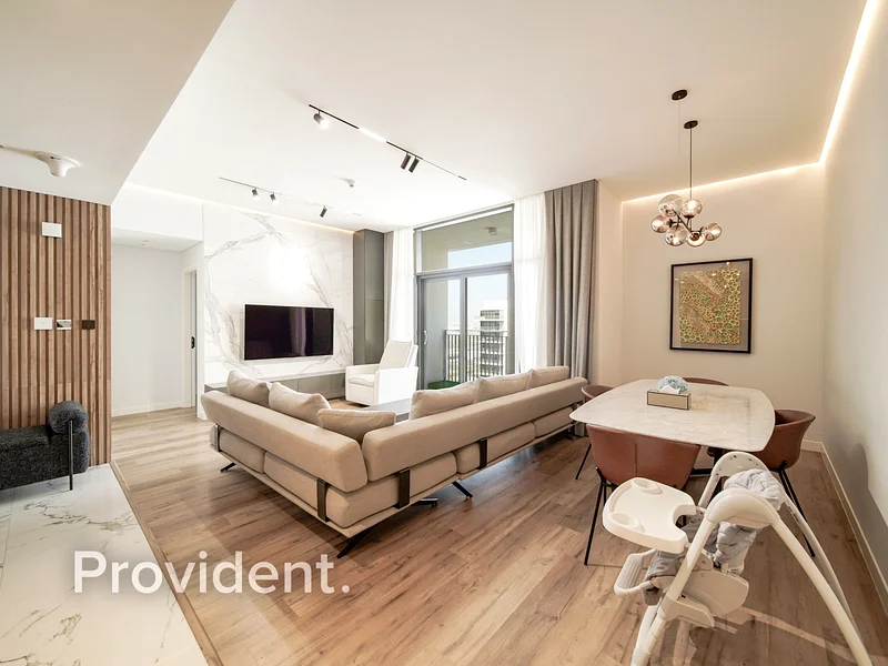 Renovated | Pool and Park View | Prime Location63753651369219111