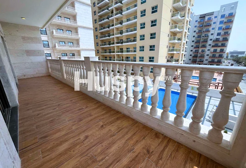 Corner Unit | Vacant | Large Balcony63763589088641110