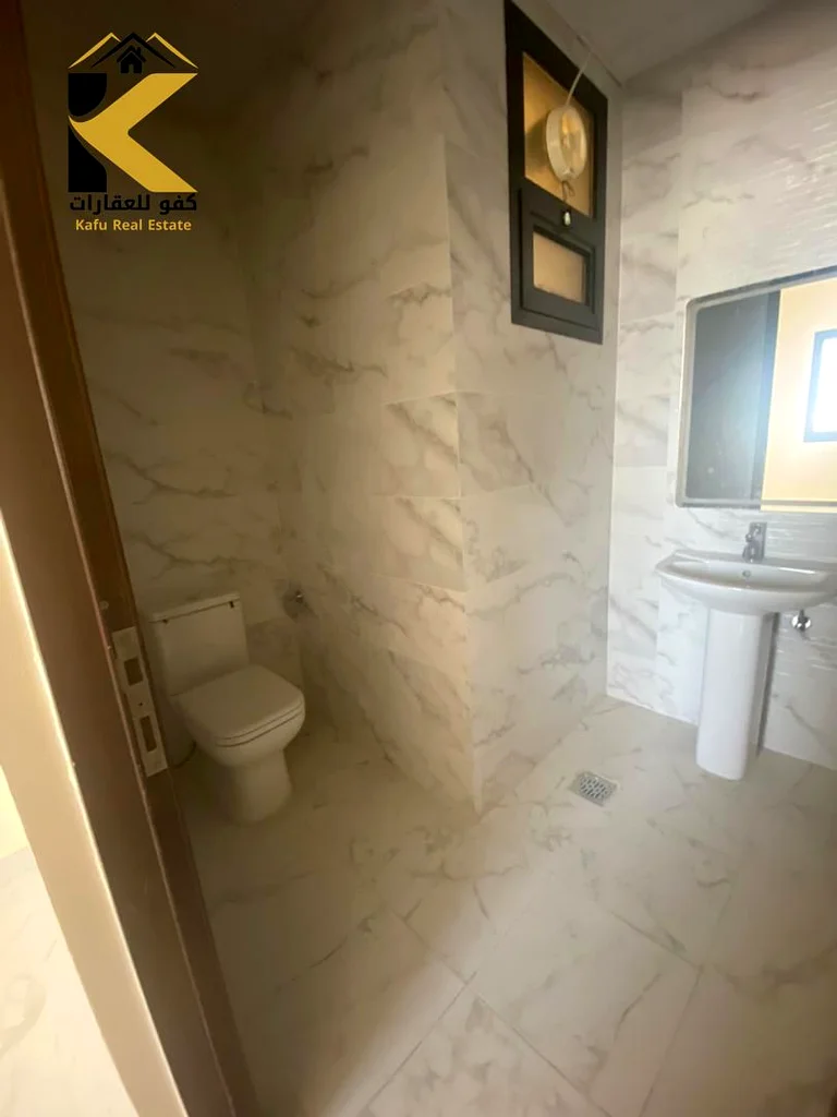 Strategically Located Apartment for Rent in Al Jurf 3, Ajman63712959638402112