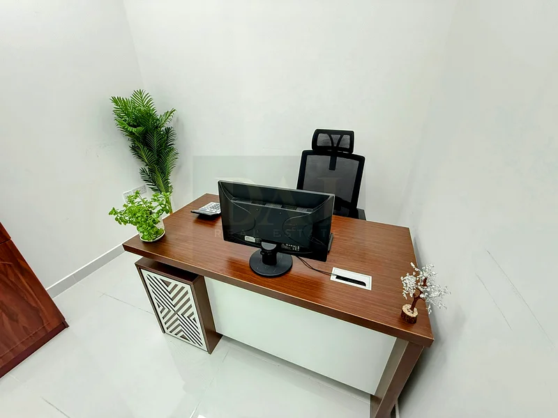 Stunning Office | Free Utilities | Direct from Owner63616335337987112