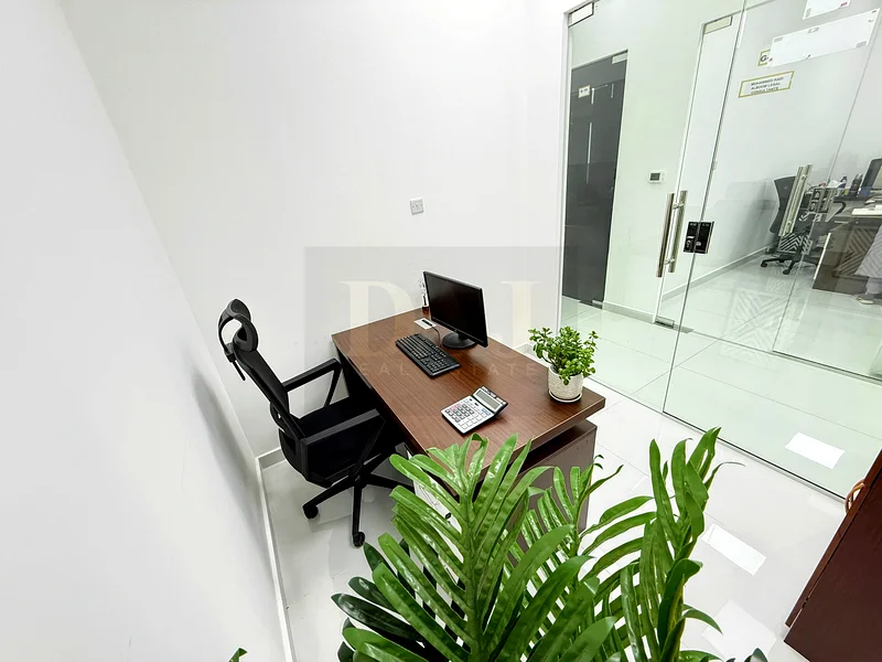 Stunning Office | Free Utilities | Direct from Owner63616335337987111