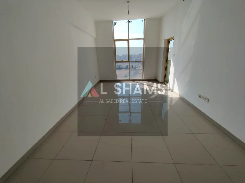 شقة واسعة مكونة من 3 غرف نوم متاحة للإيجار في النهدة 2 بالقرب من الحديقة63756782521987110