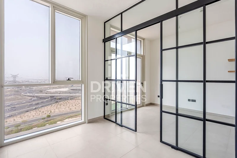 Stylish and Bright Unit with Iconic Burj Views64044326304641112