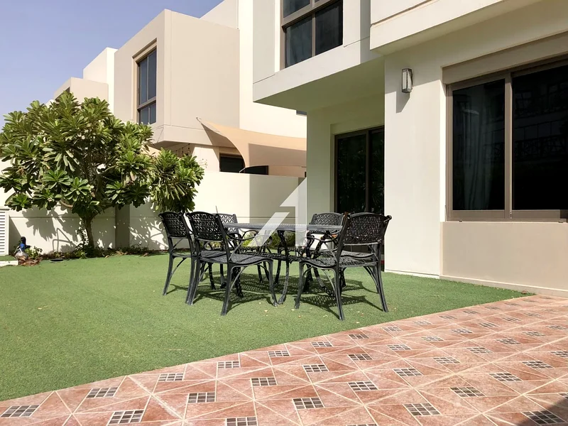صف مفرد | أنيق | واسع | موقع مثالي63654981342593114