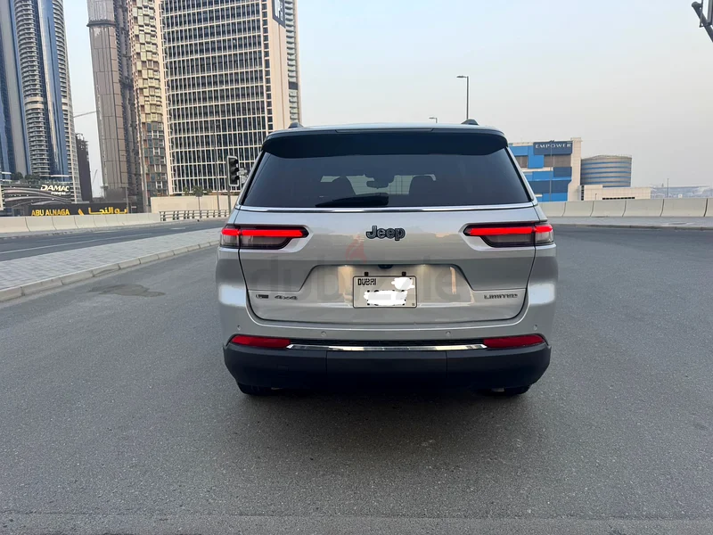 Jeep Grand Cherokee L limited 7 seaters Very low kilometer63612070608641114