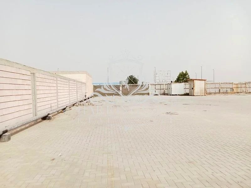 عائد استثمار مرتفع | موقع متميز | مستودع ضخم | طاقة كهربائية 200 كيلو فولت أمبير63818267507585111
