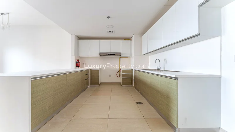 High Floor | Golf View | Well Maintained63728068792579114