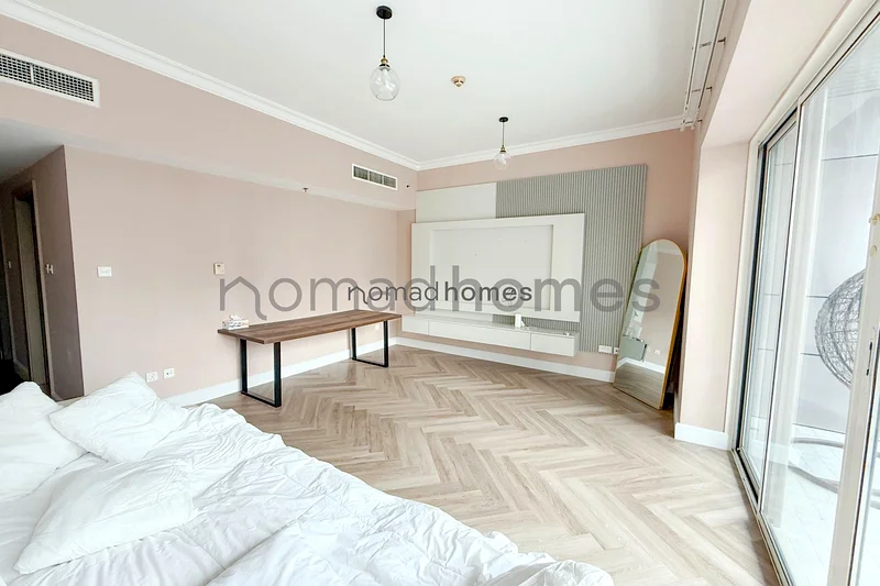MODERN DESIGN 2BHK | LAKE VIEW | FULLY RENOVATED63749062148354113