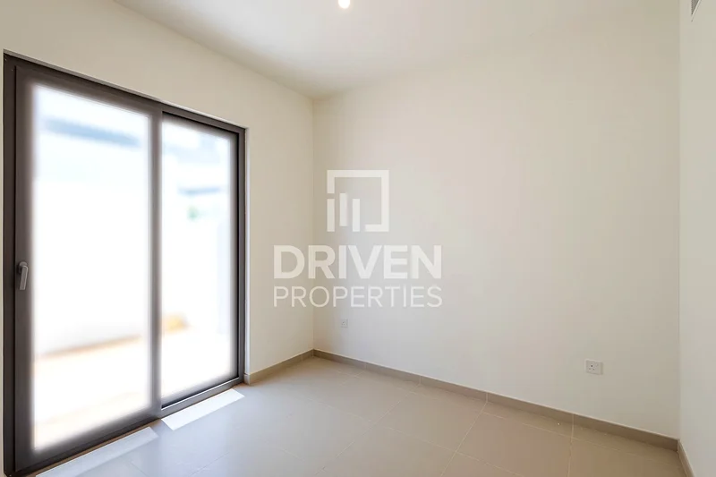 Ready to Move | Corner Unit | Near Park63733234487425112