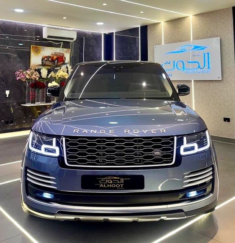 SPECIAL AUTOBIOGRAPHY RANGE ROVER VOGUE || GCC II FULLY LOADED I| PANORAMIC I| SCREENS II LOW MILES63612089897474114