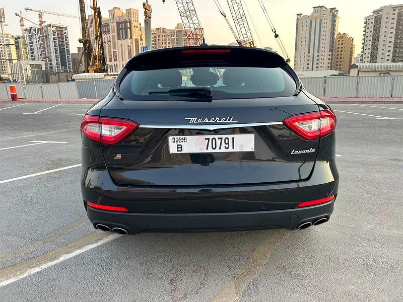 MASERATI LEVANTE S / 3.0L63613734077441114