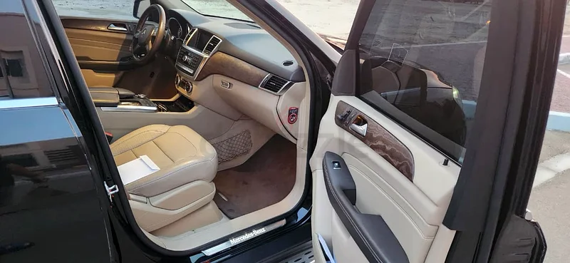 Mercedes GCC 201563613463138819112