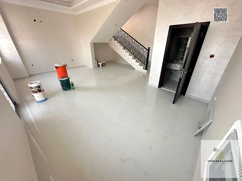 A villa directly from the owner, including registration and ownership fees, with personal finishing, on a main street close to all services, freehold63901798444803113