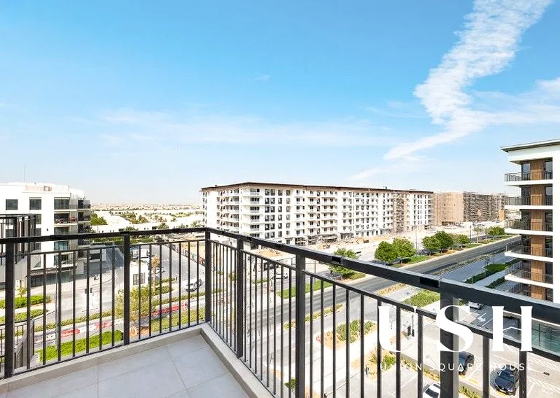 Vacant | Top floor | Corner unit63950329569282111