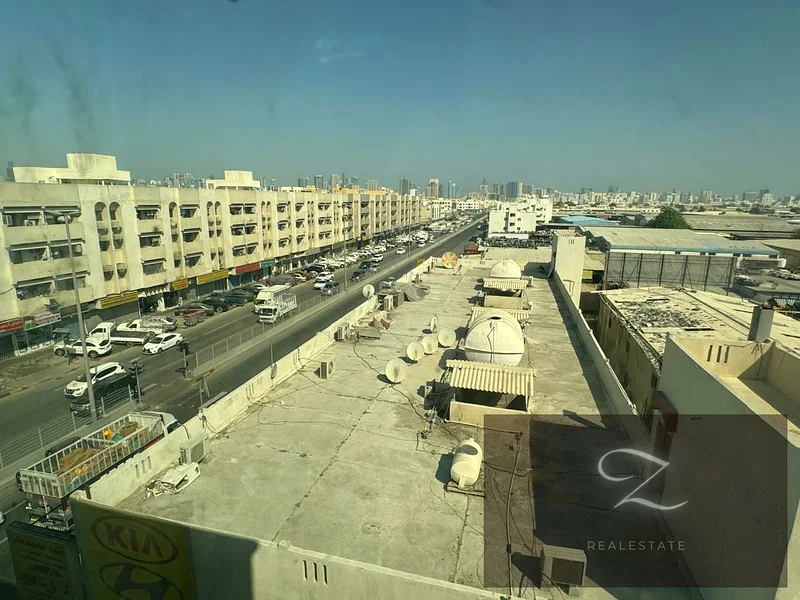 For sale industrial land in Sharjah /  industrial area ( 3 ) Excellent location in the middle of the scrap market and 200 meters from the main street63818935984514112