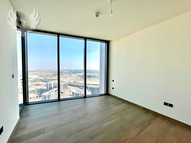 Lagoon Views | Notice Served | Top Floor64016293970434113