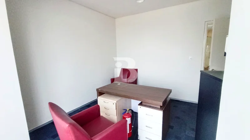 مجهز بالكامل | بالقرب من المترو | إطلالات على شارع الشيخ زايد63616805376002114